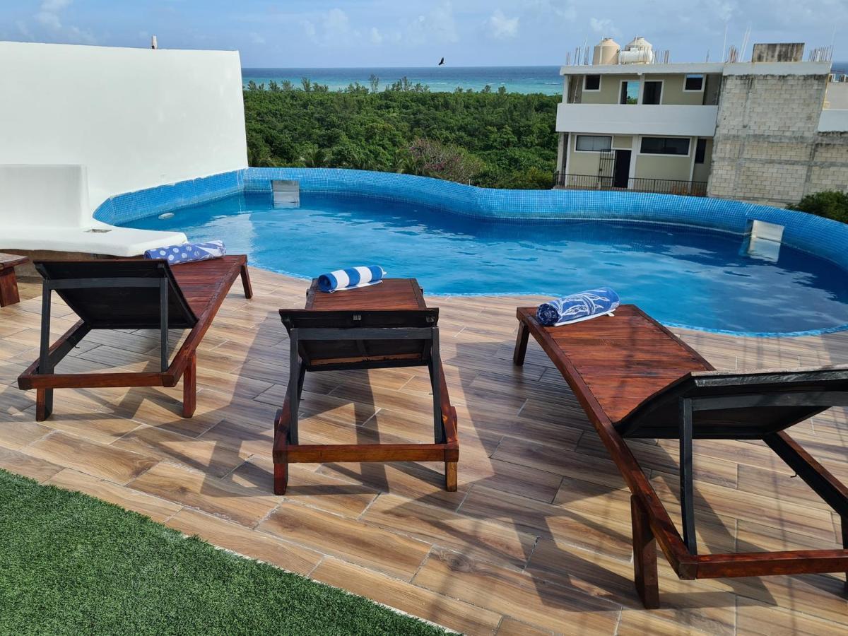 Aqua Vista By La Cultura Suites Плая дел Кармен Екстериор снимка