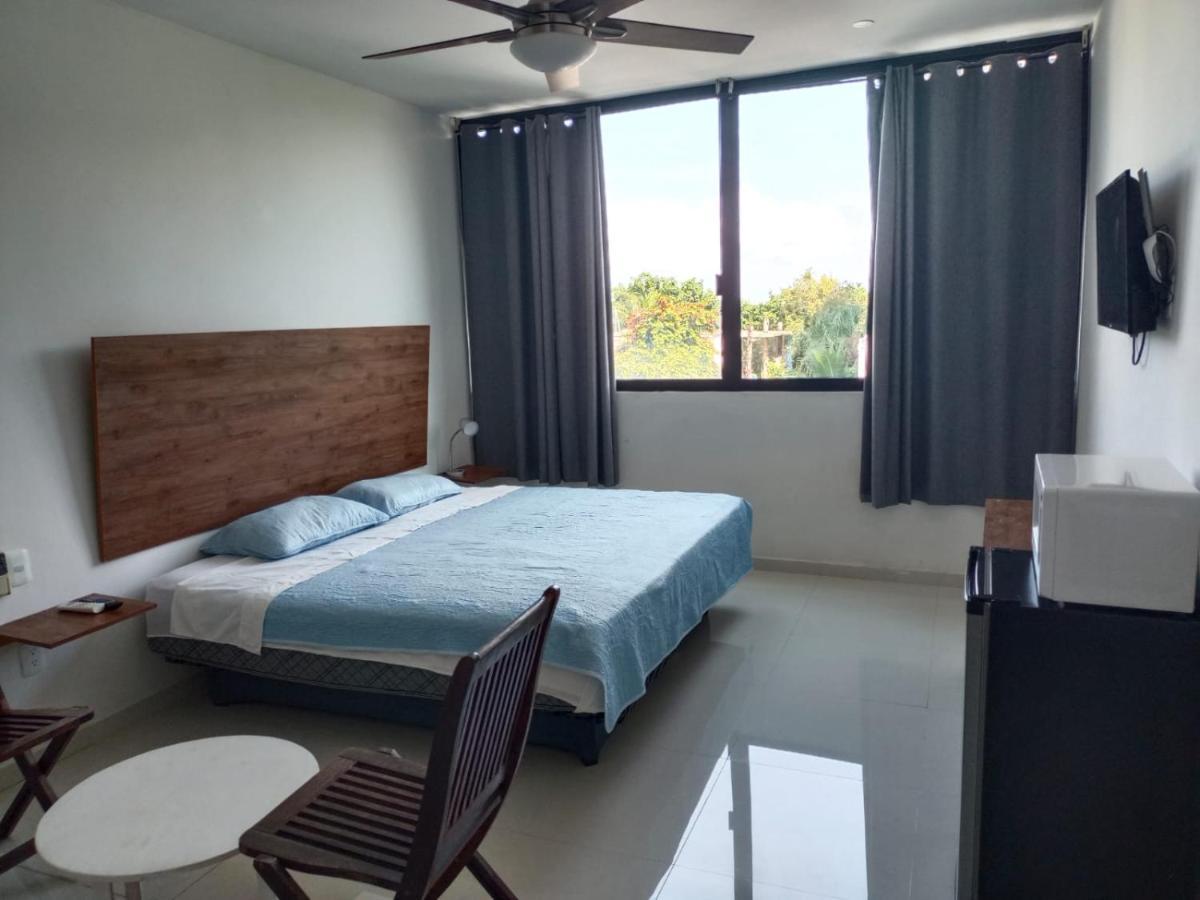 Aqua Vista By La Cultura Suites Плая дел Кармен Екстериор снимка